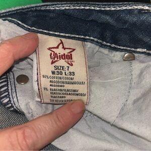 L.A. Idol Denim Distressed With Back Pocket Design w:30 L:33